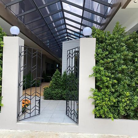 35 Bow Hotel Bangkok Exterior photo